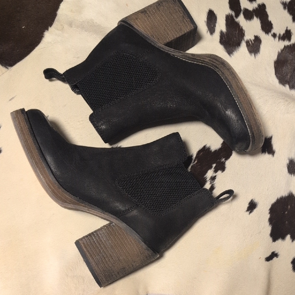 Diba True Black Ankle Boots with Block Heel